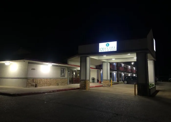 Executive Inn & Suites