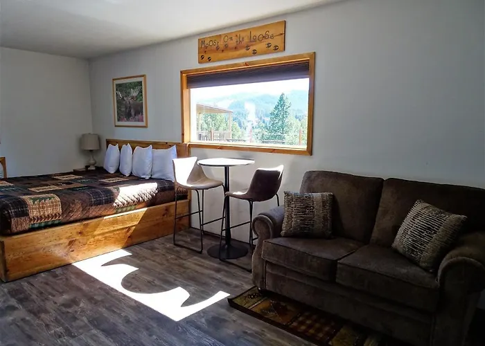 Eagle'S Nest Motel