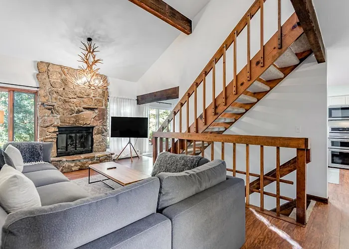 Meadow Lodge - Dog Friendly!