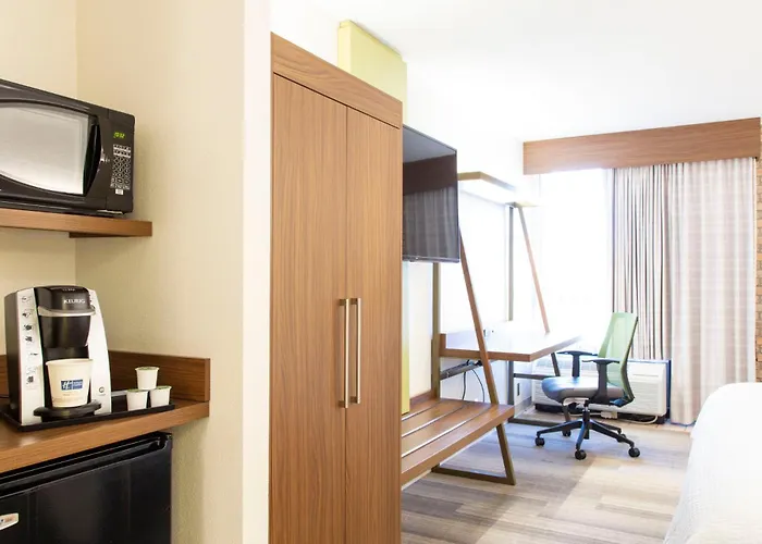 Holiday Inn Express - San Antonio Airport By Ihg