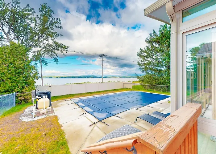 Malletts Bay Getaway
