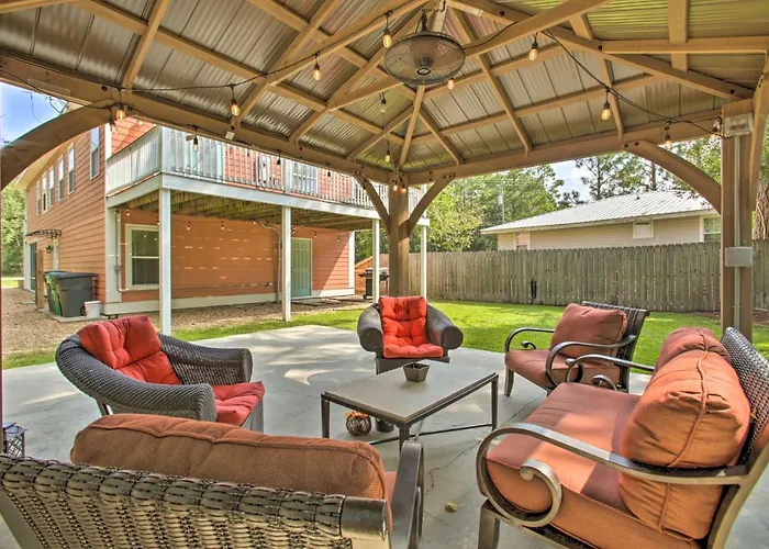 Waveland Family House, 4-Minute Drive To The Beach