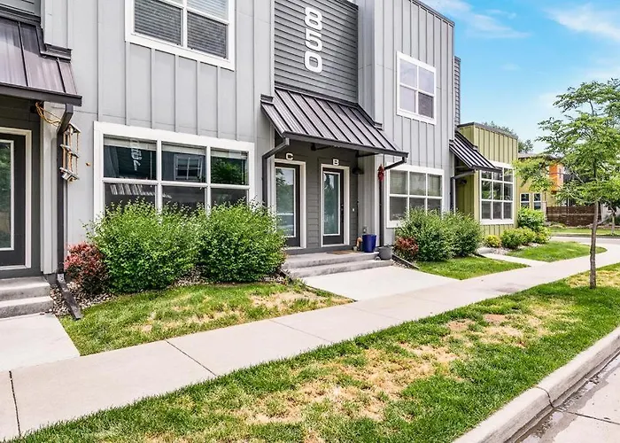 Spectacular Home Near Breweries & River District!