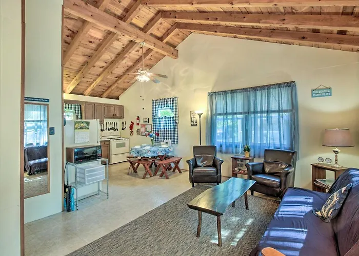 'The Den' Raymond Home W/ 200 Feet Of Sandy Beach!