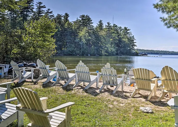 'The Den' Raymond Home W/ 200 Feet Of Sandy Beach!