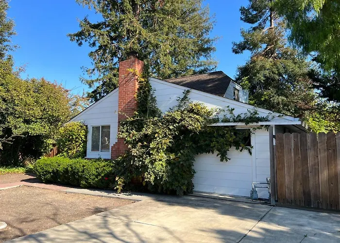 Startup House Palo Alto