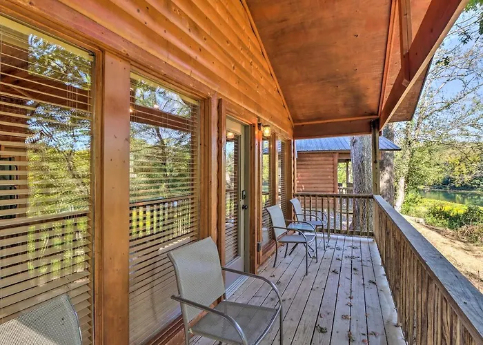 Heber Springs Cabin W/ Deck + River Views!