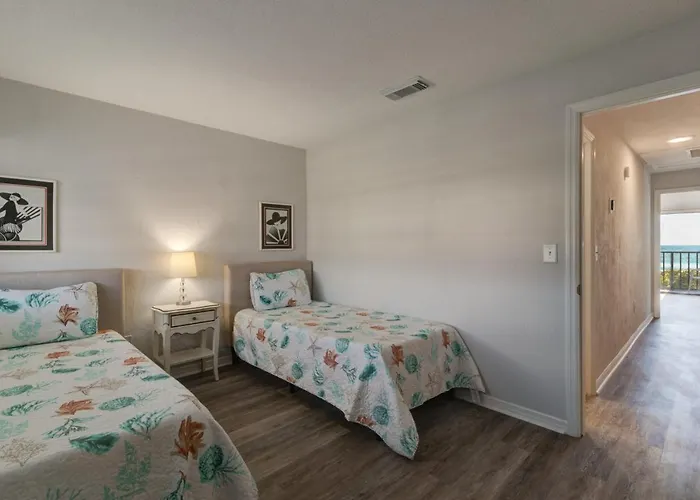 Blue Skies Oceanfront 2 Bedroom Townhouse