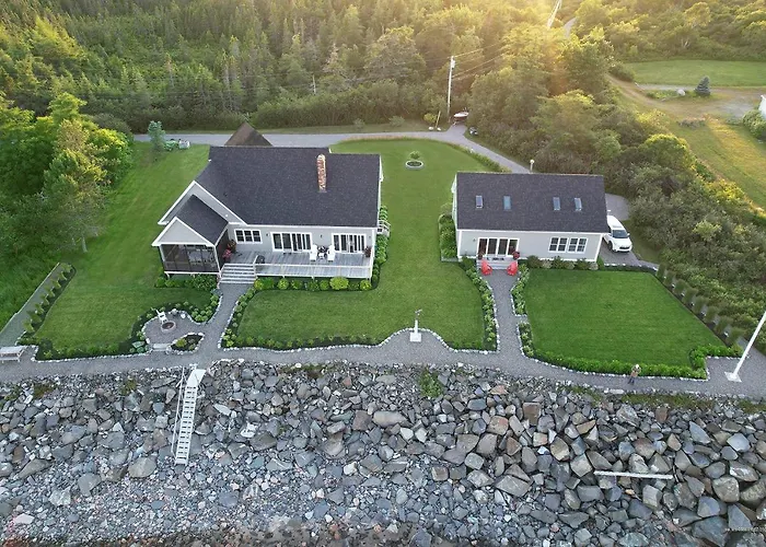 Sea Duck Cottage Main House