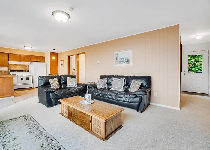 Radar Road Retreat Vacation Rental