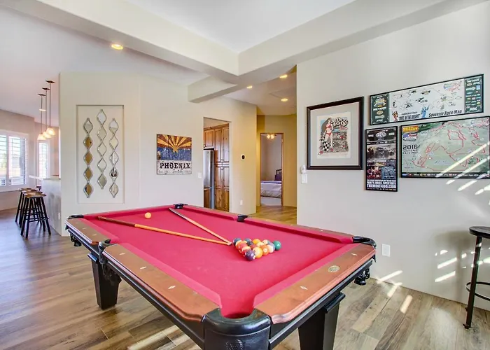 Private Pool! Oasis-Like Group Getaway In Phoenix