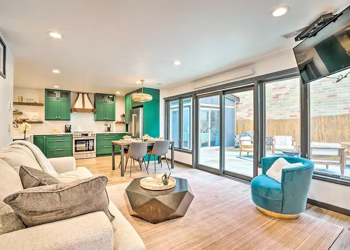 Luxury Spa Retreat: Private Courtyard & More!