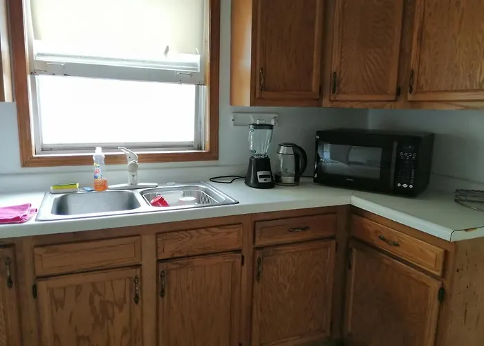 834 Happy Home -Peaceful Private Rms With Laundry