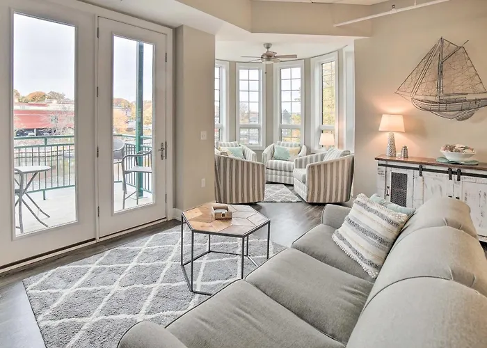 Luxe Manistee Condo W/ Balcony & River Views!