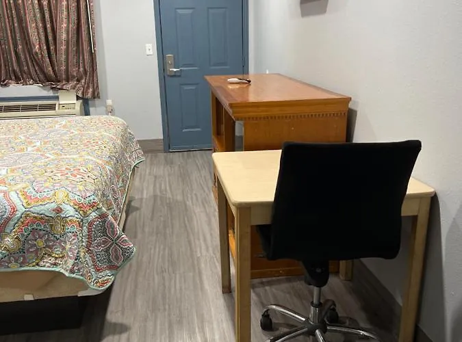 Budget Inn