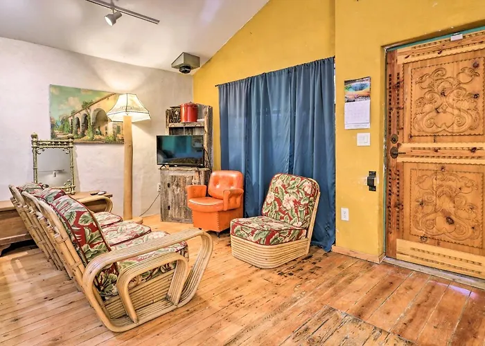 Idyllic Espanola Casita W/ Charcoal Grill