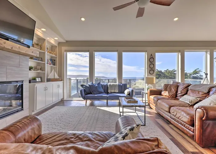 Remodeled Home W/ Spa & Deck: Walk To Dillon Beach