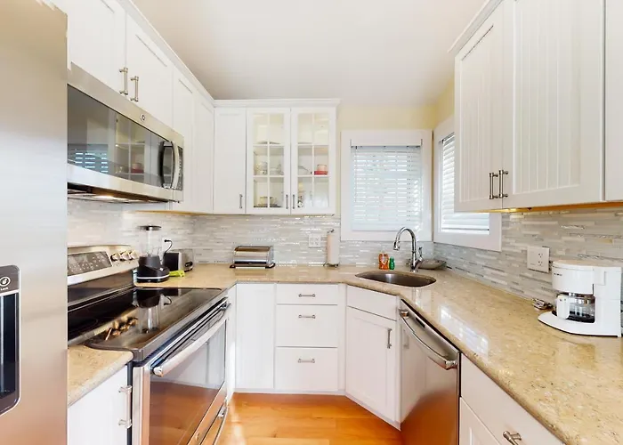 Eastwind Elegance