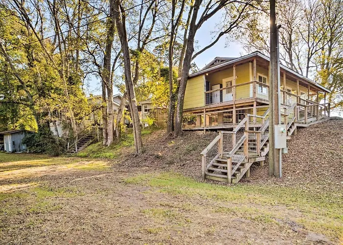 Lovely Toledo Bend Studio W/ Scenic Views!