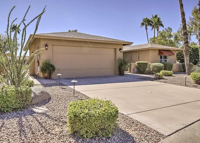 Stunning Sun Lakes Home W/ Beautiful Lake Views!