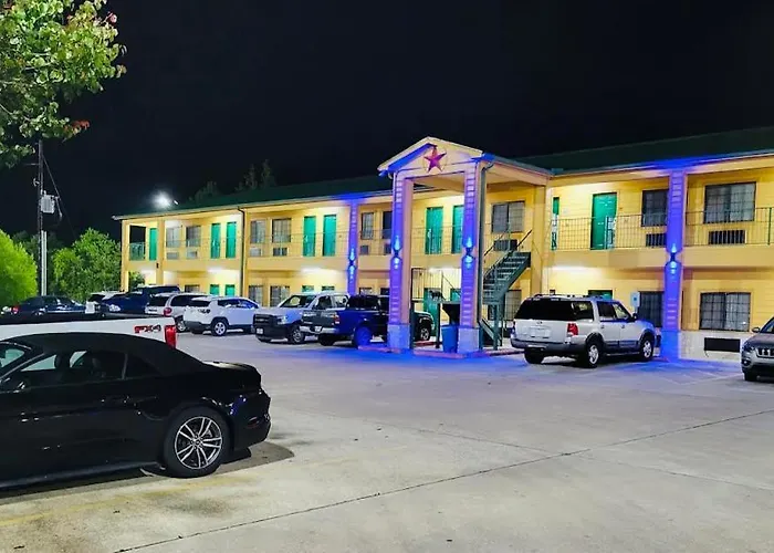 Scottish Inn & Suites