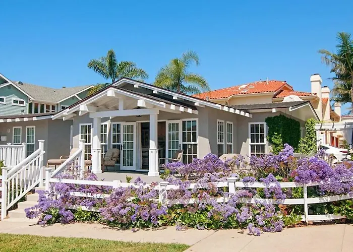 Walk To Beach, Ac, Firepit, Grill