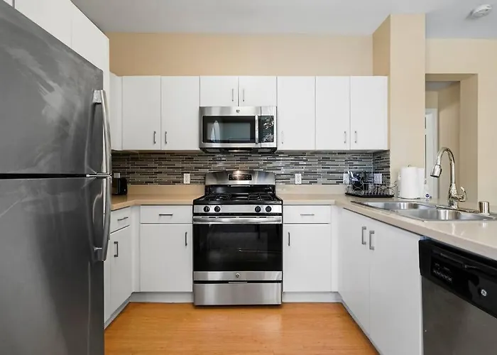 Luxury 2Br/2Ba!5Min To Disney! Angelstadium! Hondacenter.