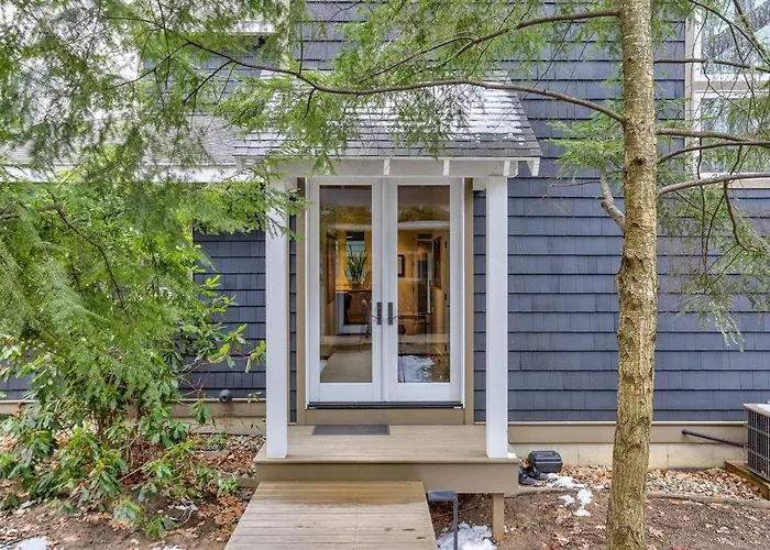 The Sanctuary At Deer Dune , Saugatuck