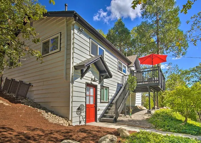 Tree-Lined Twin Peaks Cottage W/ Custom Stream