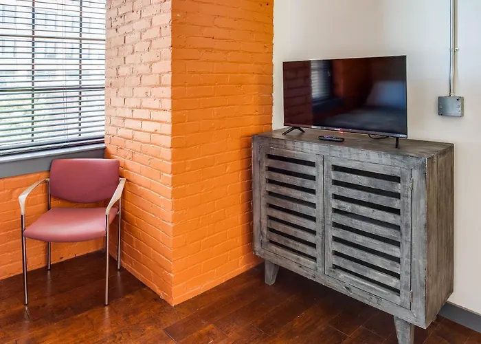 Ny Style Centric Loft With King Bed By Park Ave