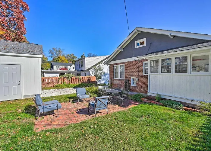 Vintage Chic Cottage < 1 Mile To Unc Greensboro!