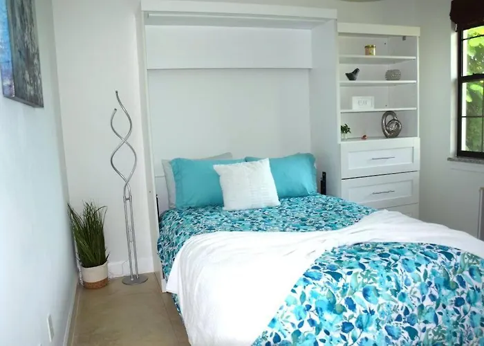 Beautiful And Relaxing Villa Near The Beach!