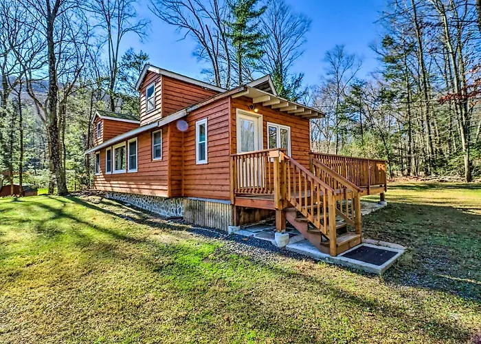 Cozy Tannersville Gem - Ski, Hike, Explore!