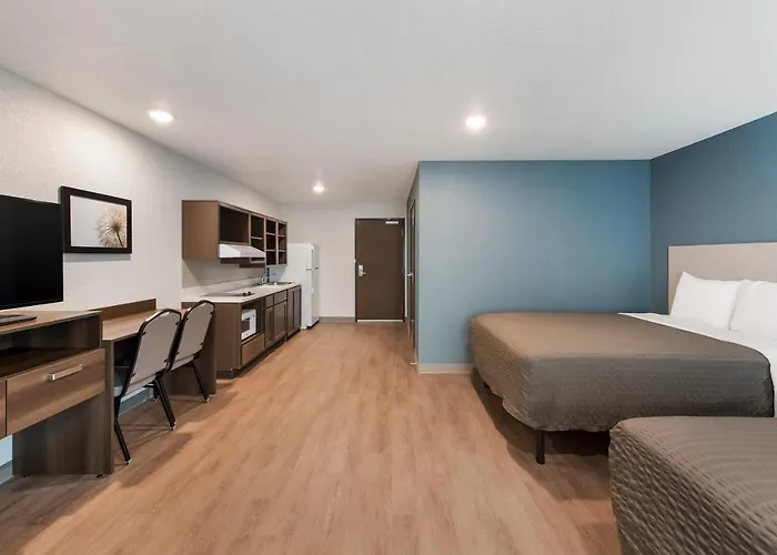 Woodspring Suites Dayton North
