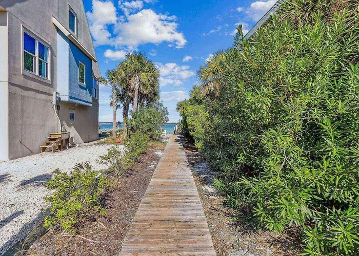 319 Panferio Dr