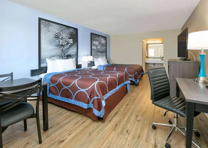 Super 8 By Wyndham Victoria - South - Hwy 59