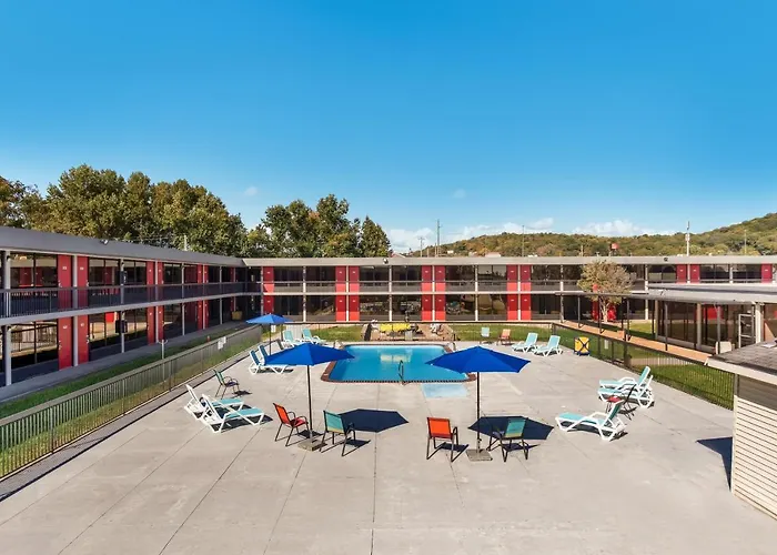 Econo Lodge Cave City