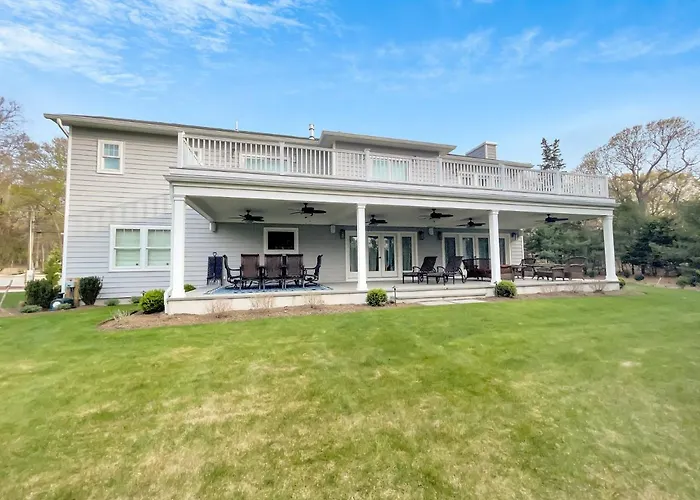 New Construction Modern Luxury Retreat W 6 Beds