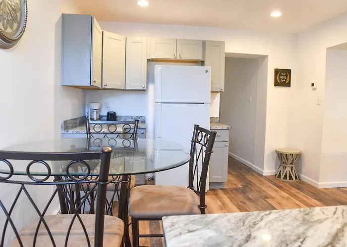 Perfect Mount Washington Home Walkable W Parking