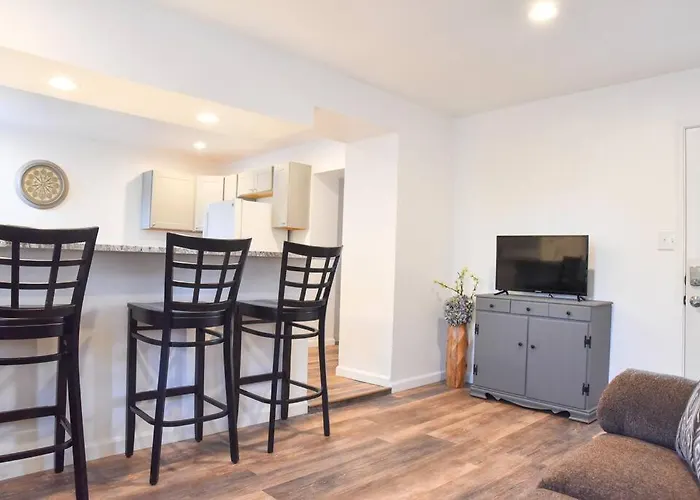 Perfect Mount Washington Home Walkable W Parking