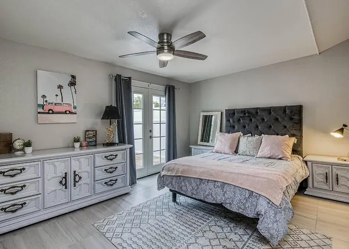 My Cozy Duplex B In The Heart Of West Side