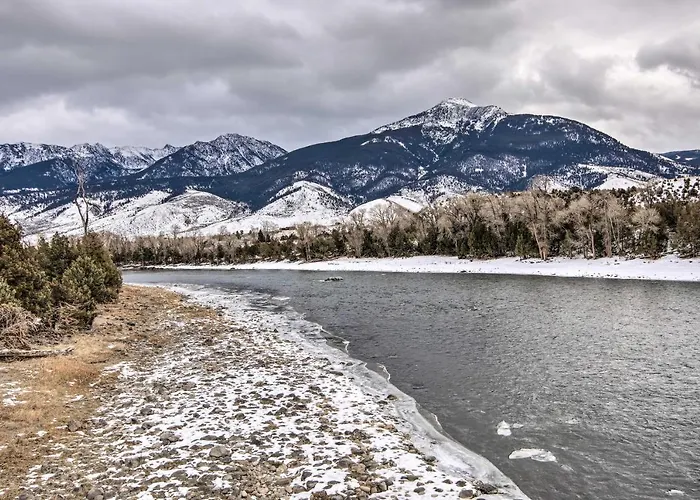 Inviting Townhome: 30 Mi To Yellowstone Np!