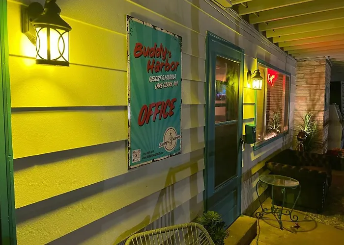 Buddy'S Harbor
