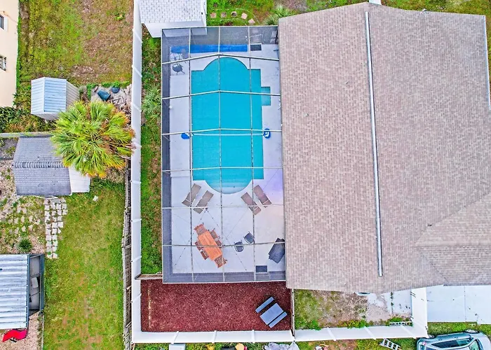 Poolside Paradise