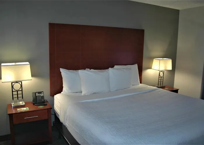 Wingate By Wyndham Valdosta/Moody Afb