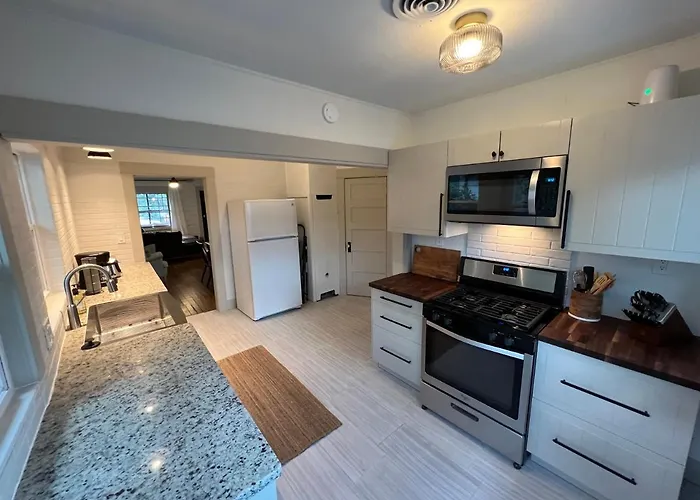 Downtown Williams, Walk Everywhere, Remodeled