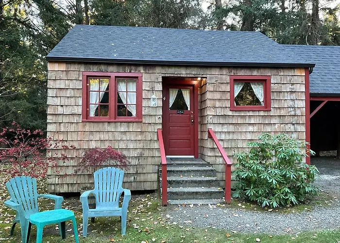 Shakti Cove Cottages