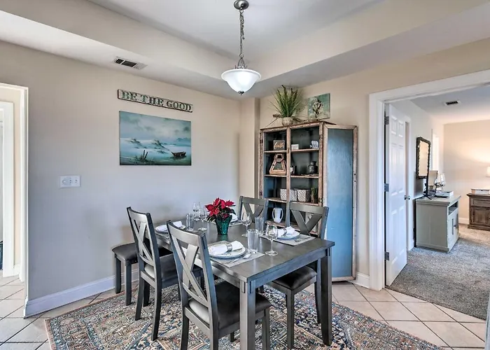 Breezy Darien Condo W/ Tranquil Marsh Views!