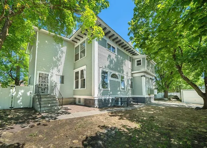 Entire Main Level Of Beautiful Historic Home