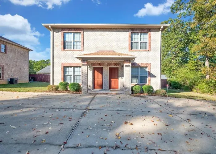 Cozy 2B Townhouse King Bed Free Parking Tv In Brs